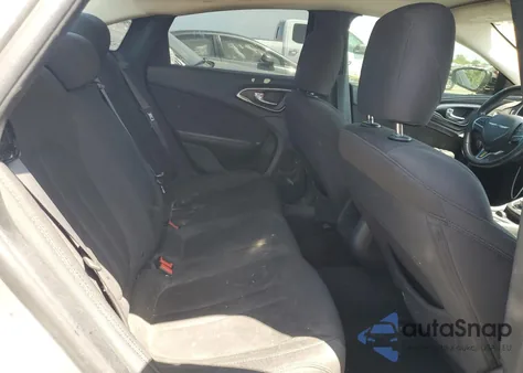 2016 Chrysler 200 Limited z USA, uszkodzony, nr VIN 1C3CCCAB4GN120083